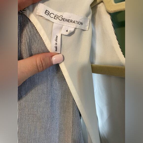 BCBGeneration Romper Womens Size 4 One Piece Short Nautical Classic Old Money - Picture 6 of 14